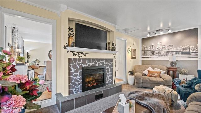 30 E LaClaire Street, Hudson Falls, NY 12839