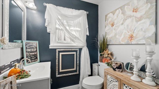 30 E LaClaire Street, Hudson Falls, NY 12839