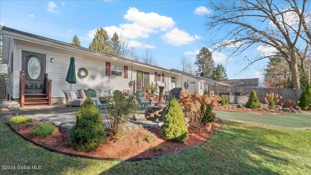 30 E LaClaire Street, Hudson Falls, NY 12839