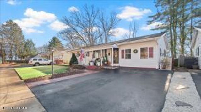 30 E LaClaire Street, Hudson Falls, NY 12839