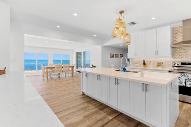 80201 Overseas Highway, Upper Matecumbe Key Islamorada, FL 33036