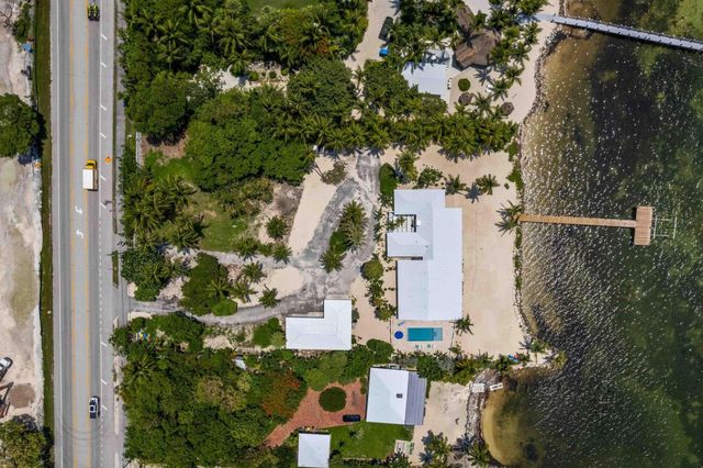 80201 Overseas Highway, Upper Matecumbe Key Islamorada, FL 33036