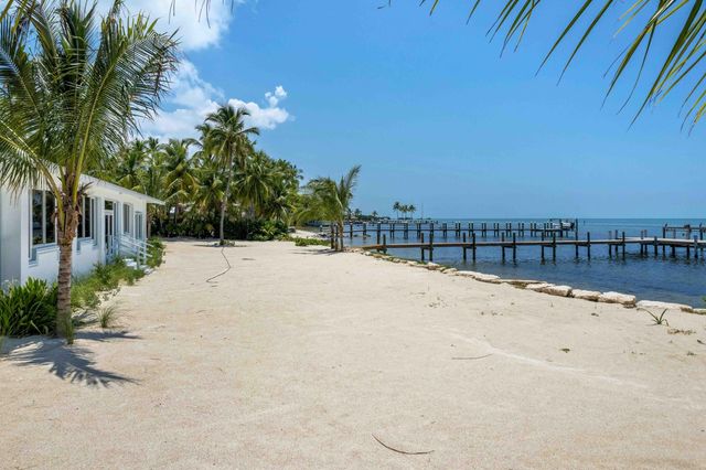 80201 Overseas Highway, Upper Matecumbe Key Islamorada, FL 33036