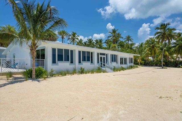 80201 Overseas Highway, Upper Matecumbe Key Islamorada, FL 33036