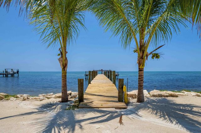 80201 Overseas Highway, Upper Matecumbe Key Islamorada, FL 33036
