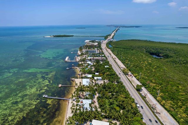 80201 Overseas Highway, Upper Matecumbe Key Islamorada, FL 33036