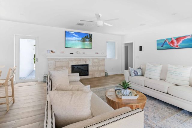 80201 Overseas Highway, Upper Matecumbe Key Islamorada, FL 33036