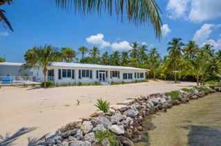 80201 Overseas Highway, Upper Matecumbe Key Islamorada, FL 33036