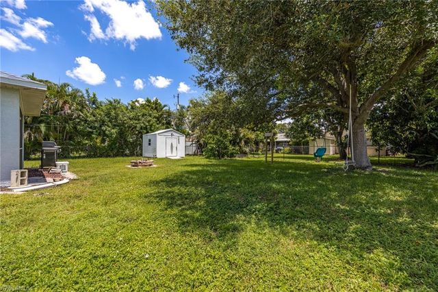 2329 SE 8th AVE, Cape Coral, FL 33990