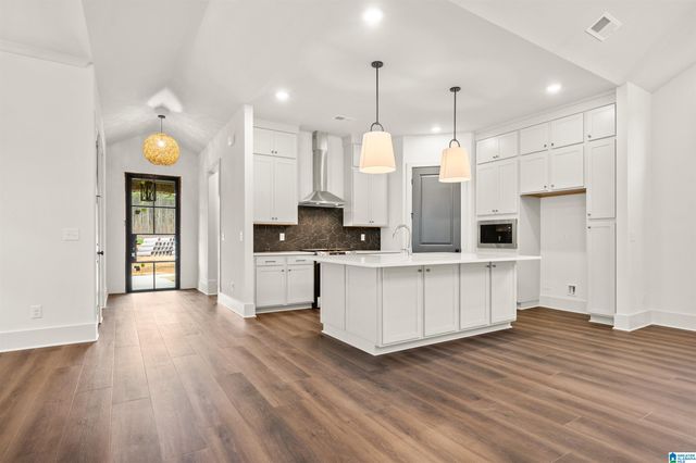 4075 ADRIAN STREET, Hoover, AL 35244