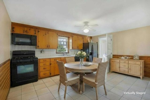 11A Gateway St A, Yarmouth, MA 02664