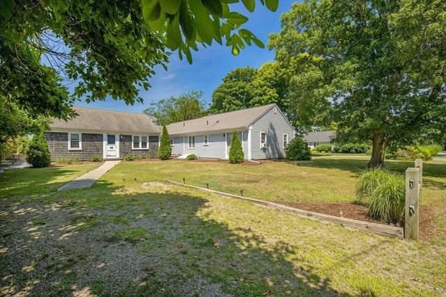 11A Gateway St A, Yarmouth, MA 02664