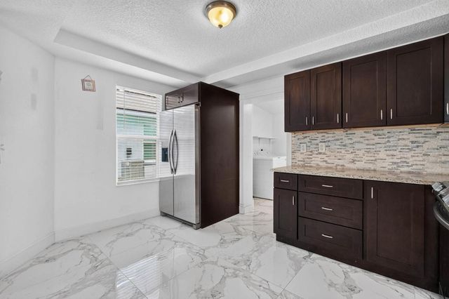 216 N HALIFAX AVENUE, Daytona Beach, FL 32118