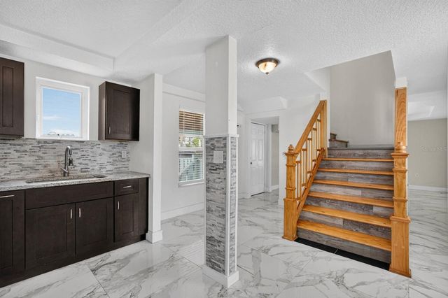 216 N HALIFAX AVENUE, Daytona Beach, FL 32118