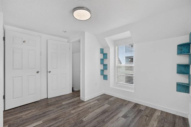 216 N HALIFAX AVENUE, Daytona Beach, FL 32118