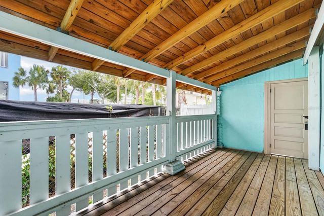 216 N HALIFAX AVENUE, Daytona Beach, FL 32118