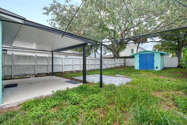 216 N HALIFAX AVENUE, Daytona Beach, FL 32118