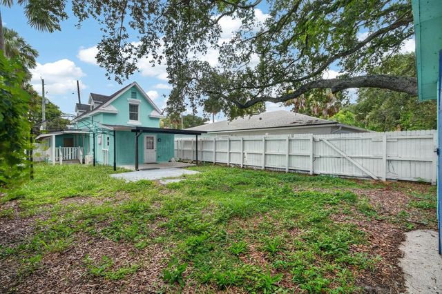 216 N HALIFAX AVENUE, Daytona Beach, FL 32118