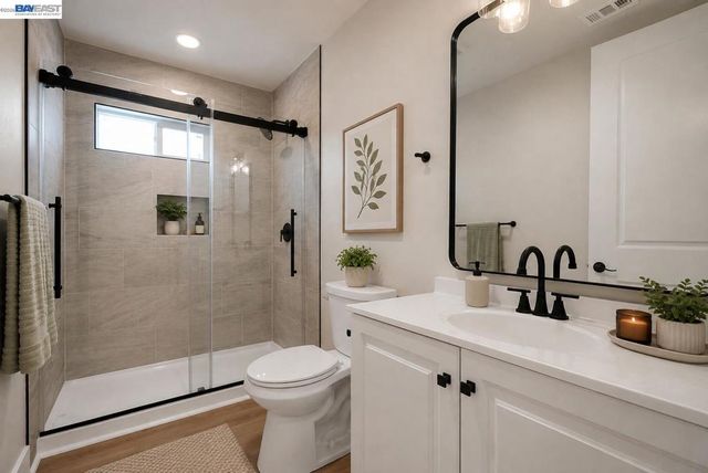 587 Somoa Lane, Lathrop, CA 95330