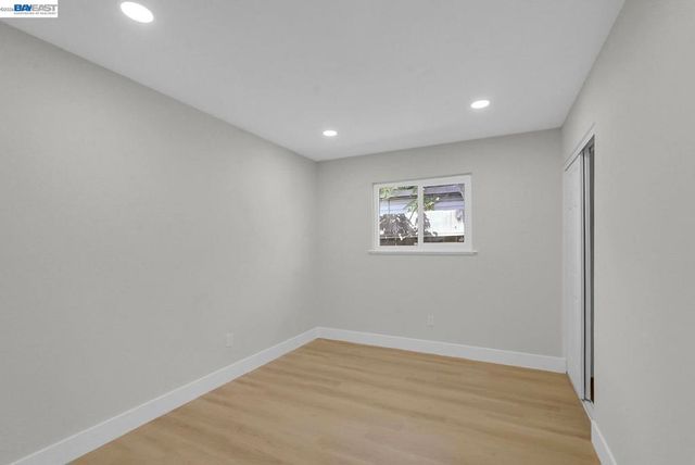 587 Somoa Lane, Lathrop, CA 95330