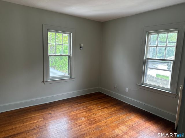 35 Woodmere Road, West Hartford, CT 06119