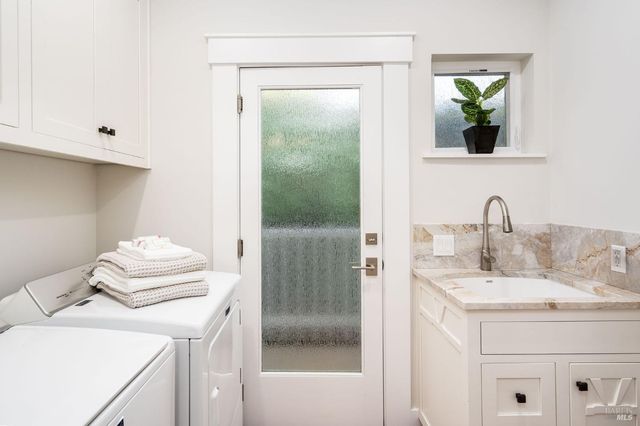 1430 Stockton St, St. Helena, CA 94574