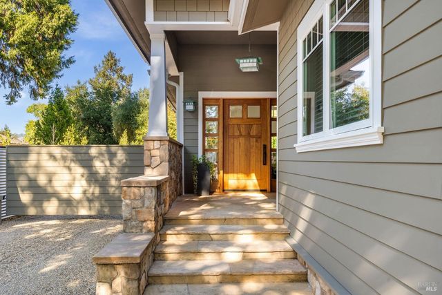 1430 Stockton St, St. Helena, CA 94574