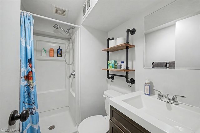 38346 Dolores Drive, Eastlake, OH 44095