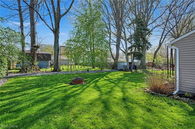 38346 Dolores Drive, Eastlake, OH 44095