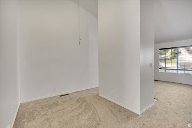 3268 S PLUM TREE LN, Bountiful, UT 84010