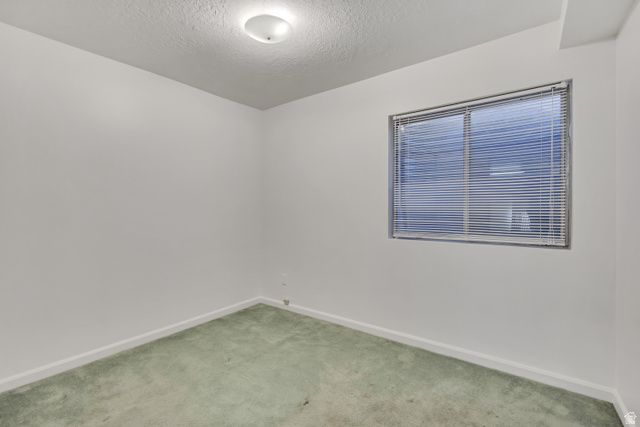 3268 S PLUM TREE LN, Bountiful, UT 84010