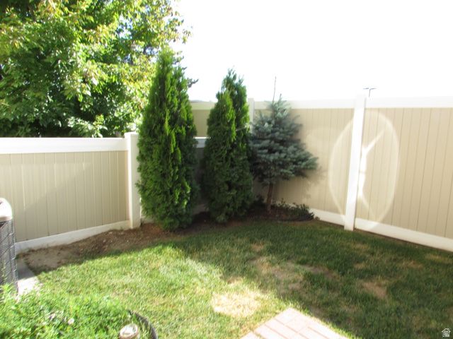 3268 S PLUM TREE LN, Bountiful, UT 84010