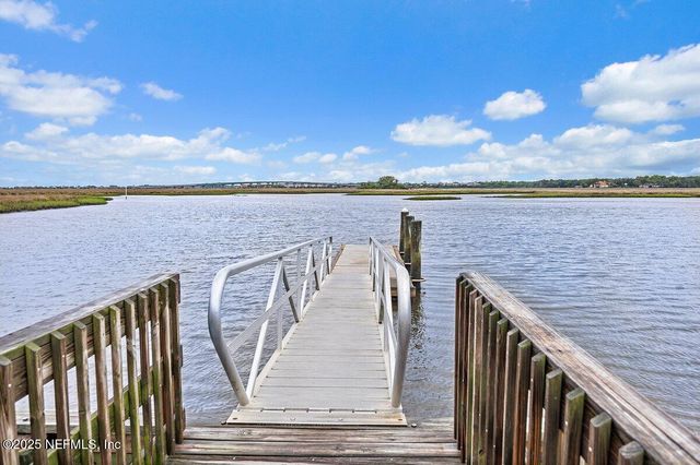 452 DUTTON ISLAND Road W, Atlantic Beach, FL 32233