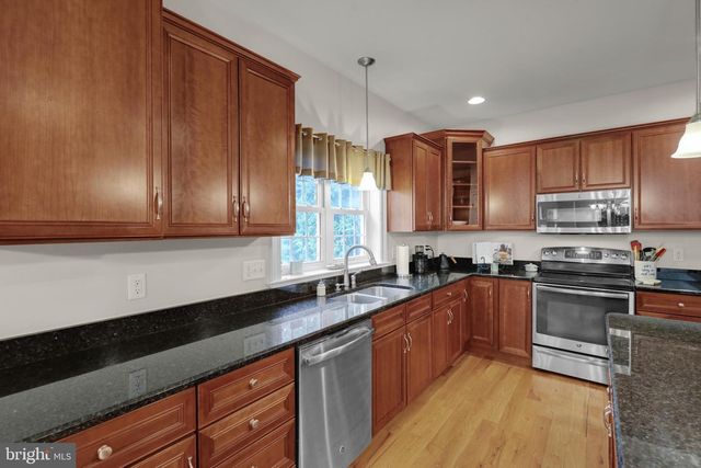 339 SPURRIER DR, Lititz, PA 17543