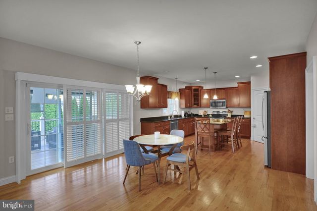 339 SPURRIER DR, Lititz, PA 17543