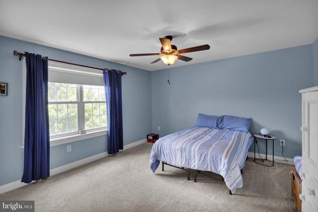 339 SPURRIER DR, Lititz, PA 17543