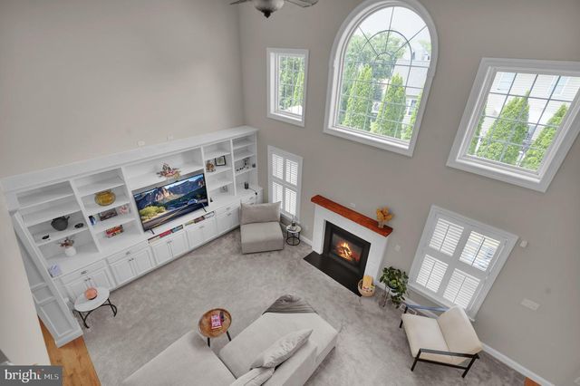 339 SPURRIER DR, Lititz, PA 17543