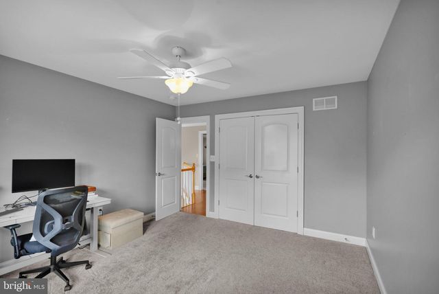 339 SPURRIER DR, Lititz, PA 17543