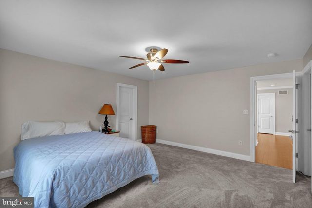339 SPURRIER DR, Lititz, PA 17543