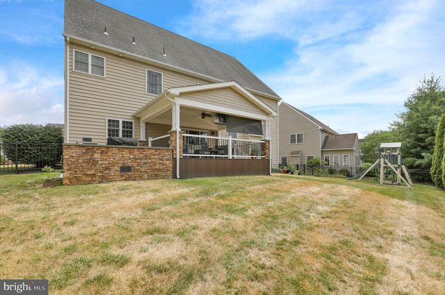 339 SPURRIER DR, Lititz, PA 17543