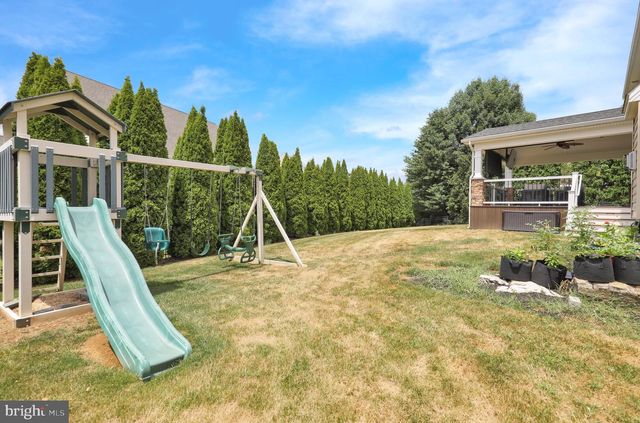 339 SPURRIER DR, Lititz, PA 17543
