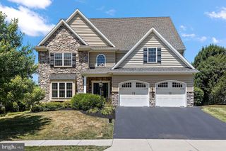 339 SPURRIER DR, Lititz, PA 17543
