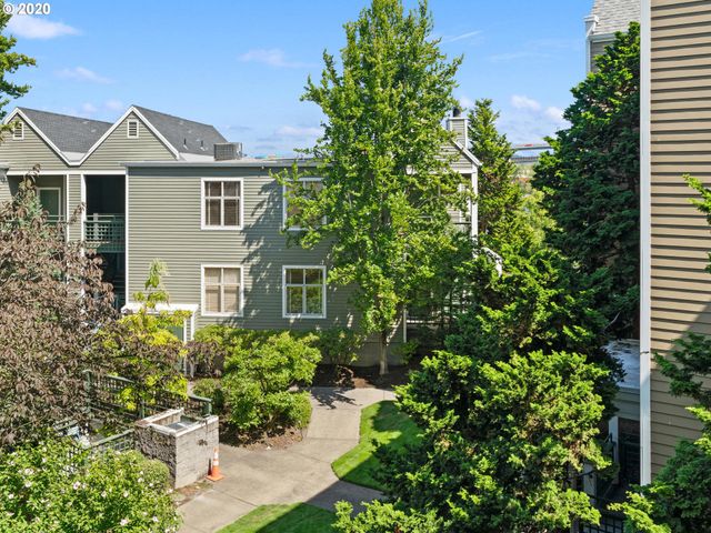 1616 S HARBOR Way, Portland, OR 97201