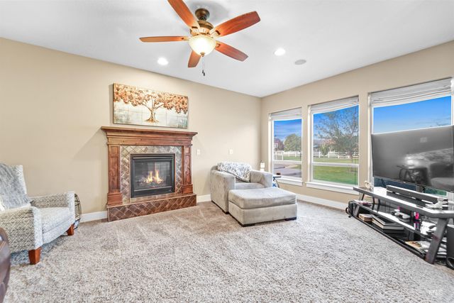 15920 Canyon Wood, Caldwell, ID 83607