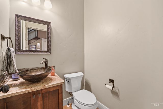 15920 Canyon Wood, Caldwell, ID 83607