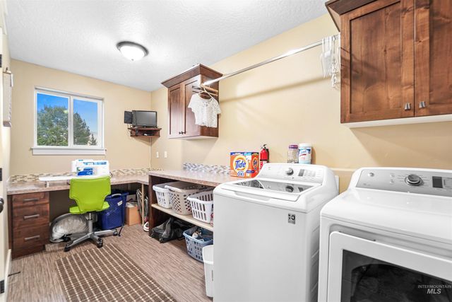 15920 Canyon Wood, Caldwell, ID 83607