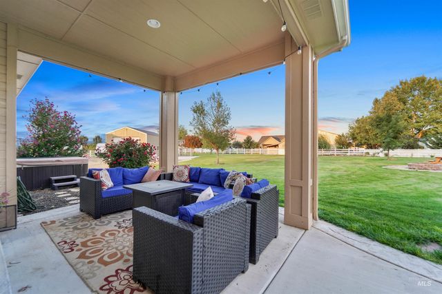 15920 Canyon Wood, Caldwell, ID 83607