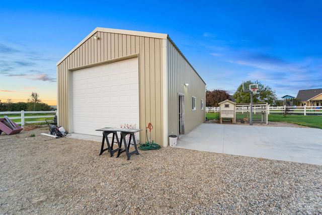 15920 Canyon Wood, Caldwell, ID 83607