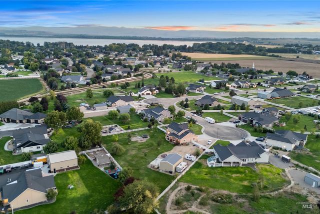 15920 Canyon Wood, Caldwell, ID 83607
