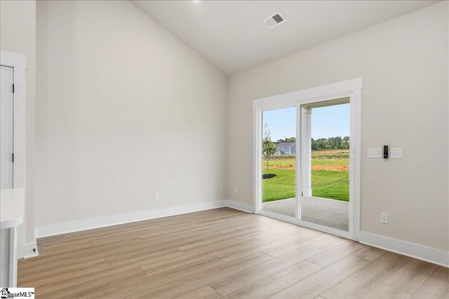 1014 Fox Hollow Street, Spartanburg, SC 29303